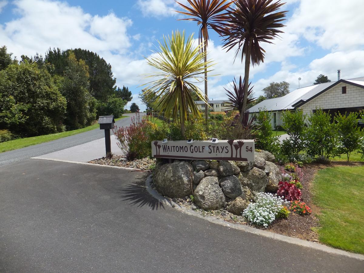 Waitomo Golfstays B&B Otorohanga Buitenkant foto